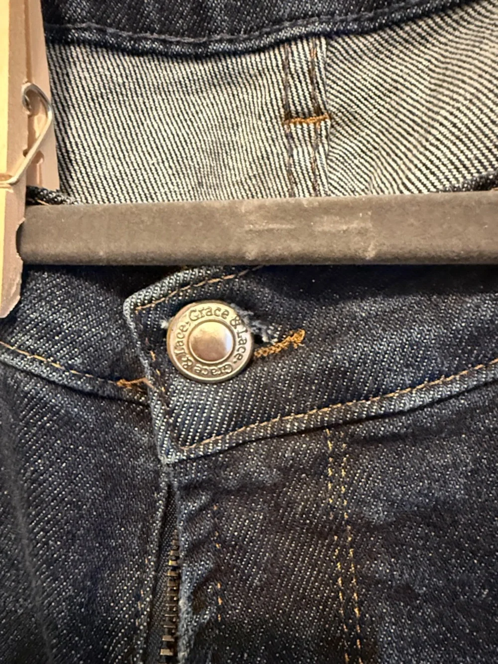 Women’s Boyfriend Jeans - Picture 2 of 8